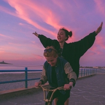 Топ молодёжных песен
